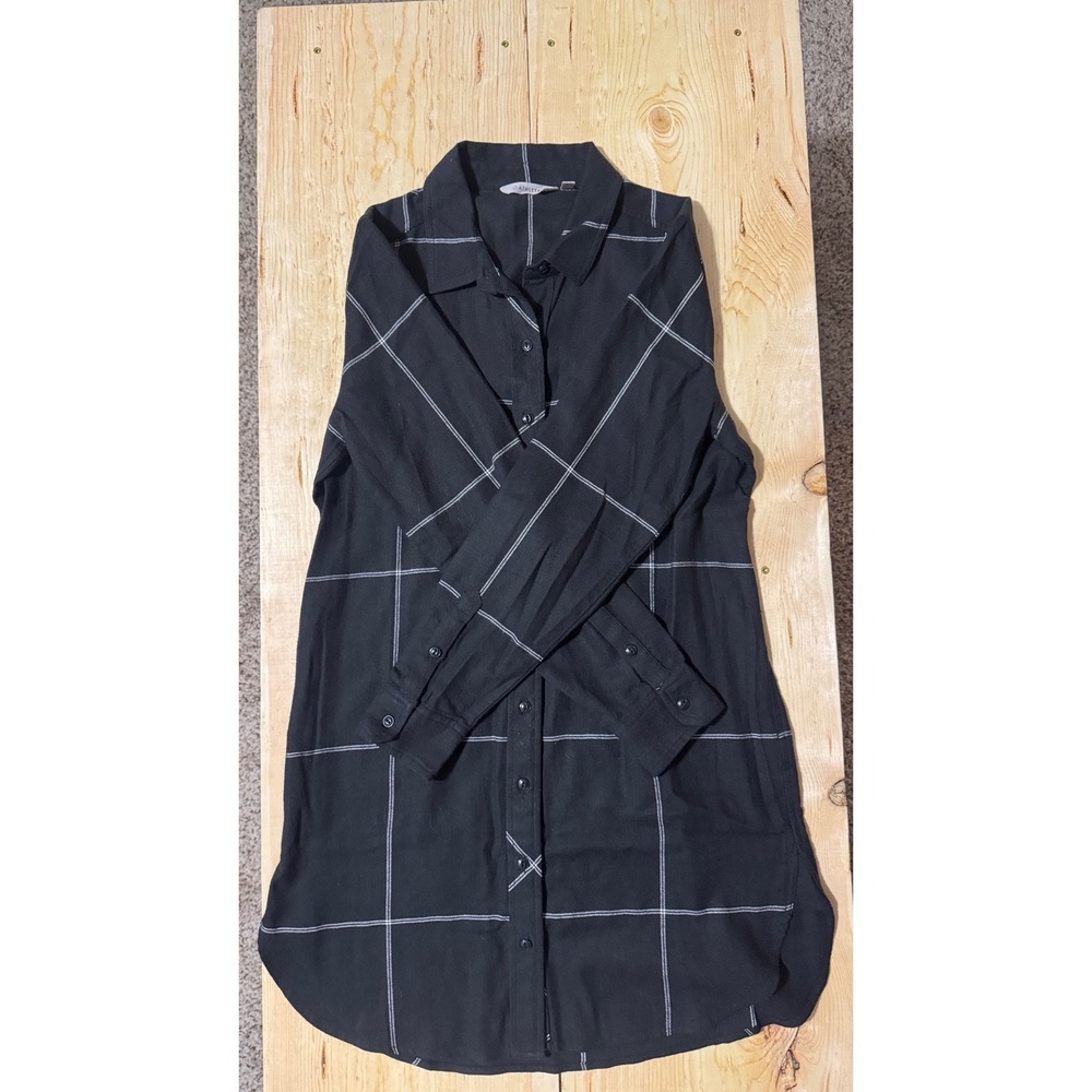 Athleta Womens Black Windowpane Plaid Button Down Tunic‎ Shirt Small Long Sleeve